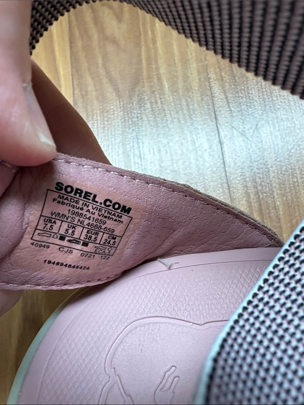 Women’s Pink Strappy Sport Sandals Sorel - Picture 5 of 6